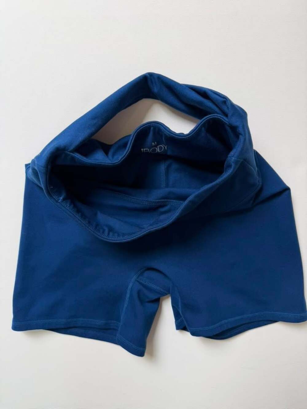 Cotton On Body Twist Back Women’s Athletic Bike Gym Shorts Blue Size Medium - Picture 4 of 8